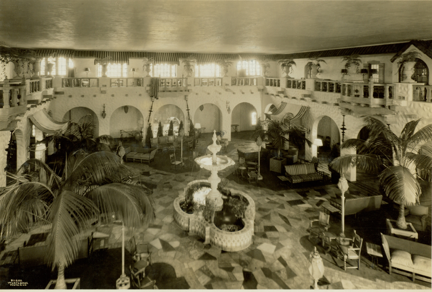 Hershey Hotel Circular Dining Room