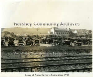 Each summer,crowds of people traveled to Hershey to enjoy its many amenities. 1915